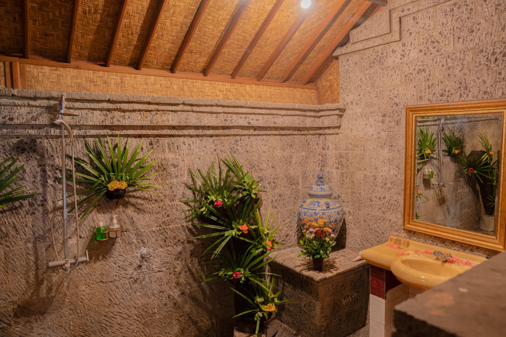 One bedroom Bali Villa 2